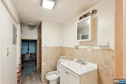108 E Main Street, Paterson, NJ 07522 - Photo 46