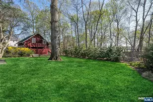 10 Woodmere Rd, Caldwell, NJ 07006 - Photo 34