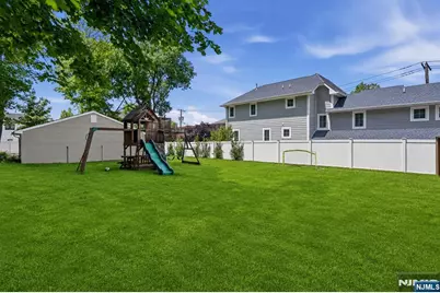 26 Hillside Avenue A #A, Tenafly, NJ 07670 - Photo 32