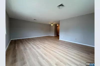 301 Bloomfield Avenue 3 #3, Nutley, NJ 07110 - Photo 4