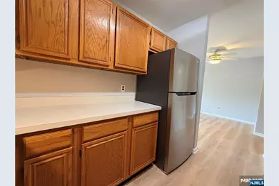 301 Bloomfield Avenue 3 #3, Nutley, NJ 07110 - Photo 8