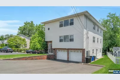 726 Saddle River Road, Saddle Brook Township, NJ 07663 - Photo 32