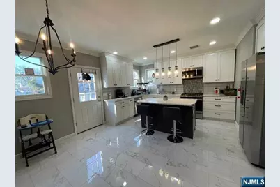 343 Kaplan Avenue, Hackensack, NJ 07601 - Photo 6