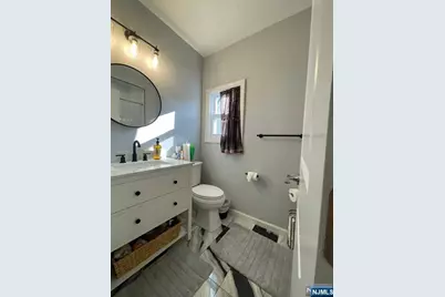 343 Kaplan Avenue, Hackensack, NJ 07601 - Photo 18