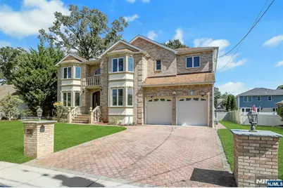 627 Concord Street, New Milford, NJ 07646 - Photo 2