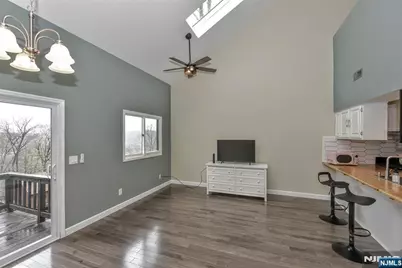 3 Davos Drive 6 #6, Vernon, NJ 07462 - Photo 4