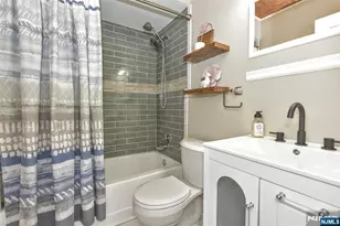 3 Davos Dr 6, Vernon, NJ 07462 - Photo 6