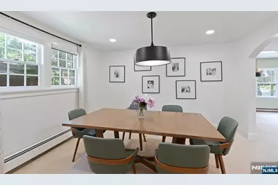 529 Wyndham Road, Teaneck Township, NJ 07666 - Photo 14