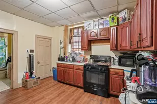 409 8th St, Prospect Park, NJ 07508 - Photo 12