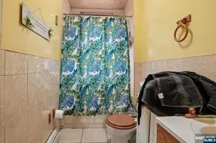 409 8th St, Prospect Park, NJ 07508 - Photo 16