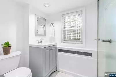 94 Phelps Avenue, Bergenfield, NJ 07621 - Photo 22