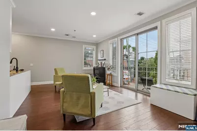 200 Laird Avenue 201 #201, Cliffside Park, NJ 07010 - Photo 16