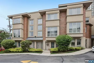 200 Laird Avenue 201 #201, Cliffside Park, NJ 07010 - Photo 1