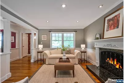 4 Burma Road, Wyckoff Township, NJ 07481 - Photo 8