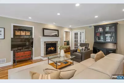 4 Burma Road, Wyckoff Township, NJ 07481 - Photo 12