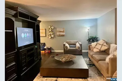 301 Beech Street 8D #8D, Hackensack, NJ 07601 - Photo 6