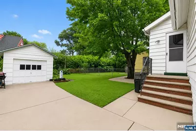 438-440 Joralemon Street, Belleville, NJ 07109 - Photo 4