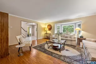 27 Cobblestone Ln, Ramsey, NJ 07446 - Photo 6