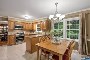 27 Cobblestone Ln, Ramsey, NJ 07446 - Photo 10
