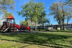 1275 Anderson Ave A4, Fort Lee, NJ 07024 - Photo 2
