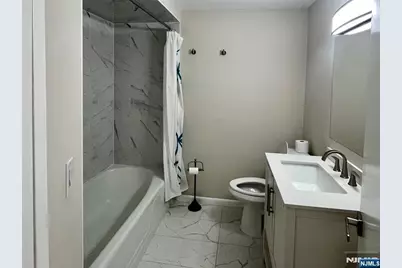 1275 Anderson Avenue A4 #A4, Fort Lee, NJ 07024 - Photo 8