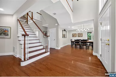 10 Camlet Court 9010 #9010, Roseland, NJ 07068 - Photo 2