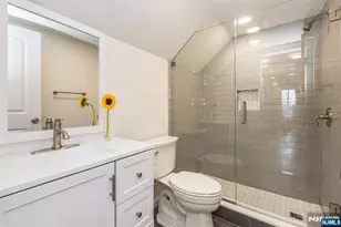 26 N Willow Street 2, Montclair, NJ 07042 - Photo 20