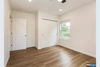 26 N Willow Street 2 #2, Montclair, NJ 07042 - Photo 16