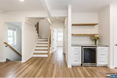 26 N Willow Street 2 #2, Montclair, NJ 07042 - Photo 8