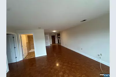 4 W Emerson Plaza, Emerson, NJ 07630 - Photo 2