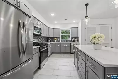 518 8th Street, Lyndhurst Township, NJ 07071 - Photo 10