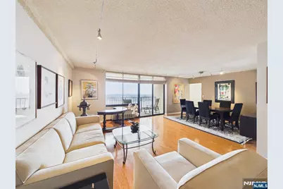 300 Winston 2215 #2215, Cliffside Park, NJ 07010 - Photo 4