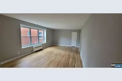 2330 Linwood Avenue 3G #3G, Fort Lee, NJ 07024 - Photo 4