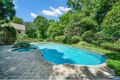 837 Apple Ridge Road, Franklin Lakes, NJ 07417 - Photo 6