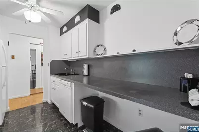 140 Euclid Avenue 5G #5G, Hackensack, NJ 07601 - Photo 12