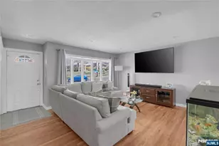 136 E Clinton Ave, Bergenfield, NJ 07621 - Photo 4