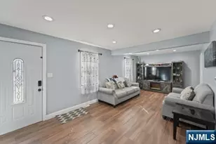 147 7th St, Saddle Brook Township, NJ 07663 - Photo 4