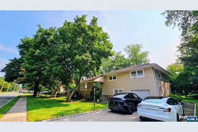 150 12th Street, Cresskill, NJ 07626 - Photo 1