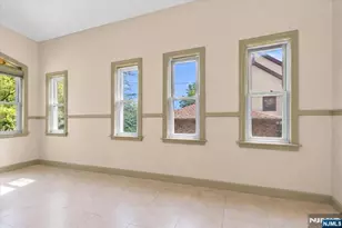 540 Highridge Ave, Cliffside Park, NJ 07010 - Photo 14