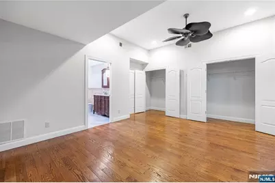 258 4th Street A #A, Palisades Park, NJ 07650 - Photo 28