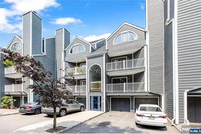 38 Triumph Court A #A, East Rutherford, NJ 07073 - Photo 2
