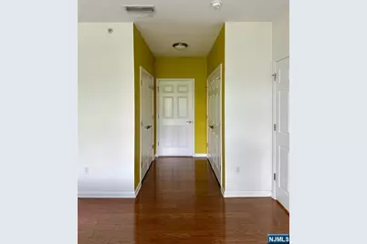 4425 Riverview Avenue 425 #425, Englewood, NJ 07631 - Photo 6