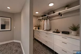 35 Shore Rd, Edgewater, NJ 07020 - Photo 24