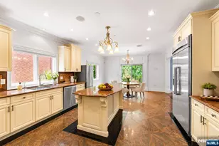 335 Riverdale Dr, Fort Lee, NJ 07024 - Photo 22