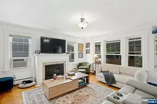 76 Prospect St, Midland Park, NJ 07432 - Photo 6