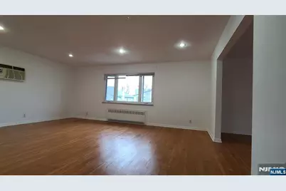 2152 South Street 2nd Fl #2nd fl, Fort Lee, NJ 07024 - Photo 2