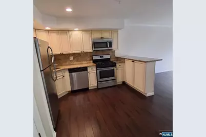 2014 Hawthorne Lane, Mahwah, NJ 07430 - Photo 2