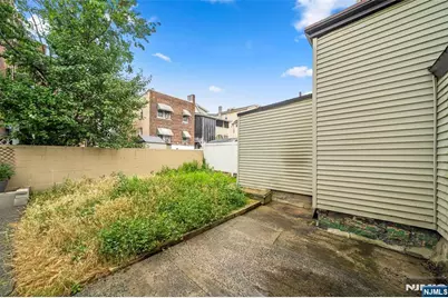 138 76th Street 3 #3, North Bergen, NJ 07047 - Photo 16