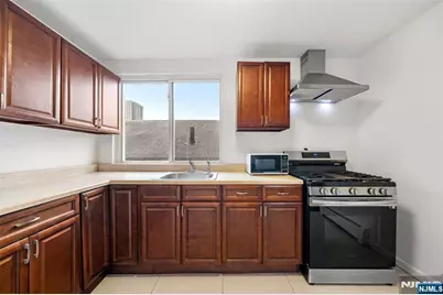 138 76th Street 3 #3, North Bergen, NJ 07047 - Photo 10