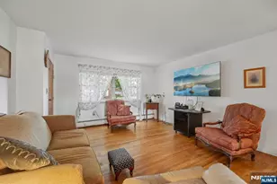 1255A Valley Road 15, Wayne, NJ 07470 - Photo 4